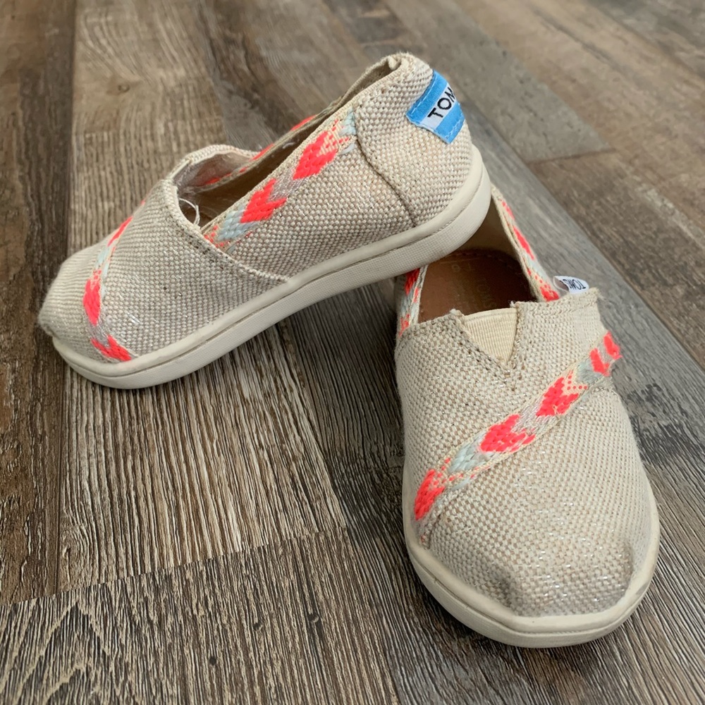 TOMS